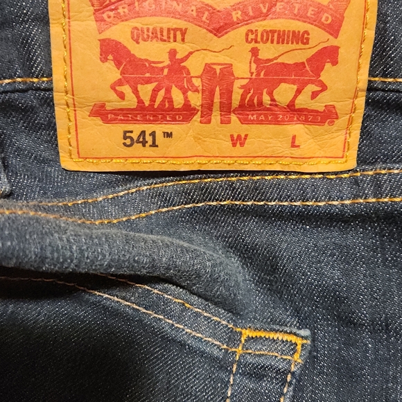 Levi Strauss Big & Tall Jeans - Picture 4 of 5